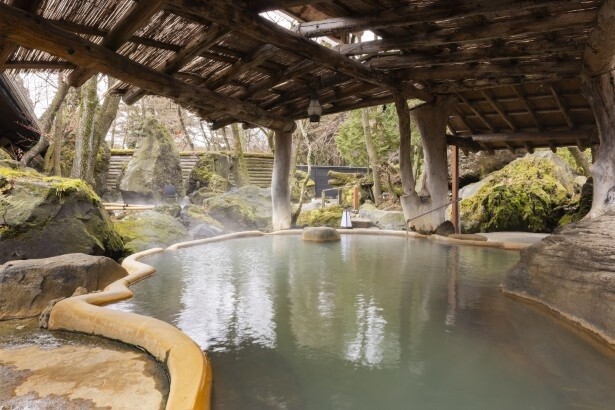 “超美人の湯”から暮らし密着型“町湯”まで！火山の恵みを感じる阿蘇の温泉3選【九州の日帰り温泉vol.3】