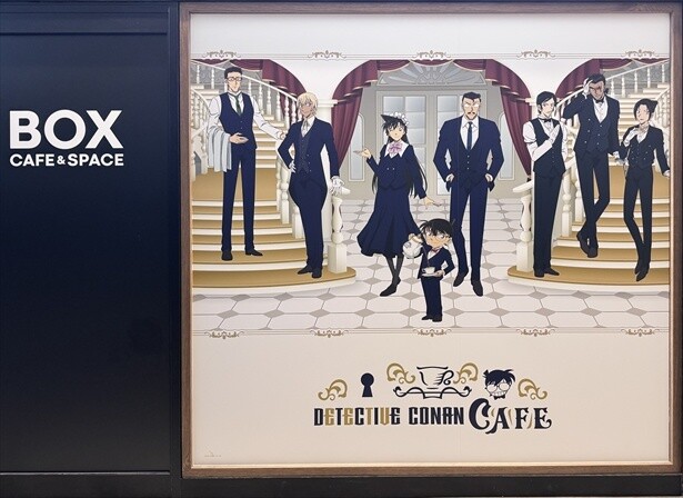 劇場最新作の舞台・長野にもフィーチャー！「名探偵コナンカフェ」に推し活経済評論家の横川楓が行ってみた