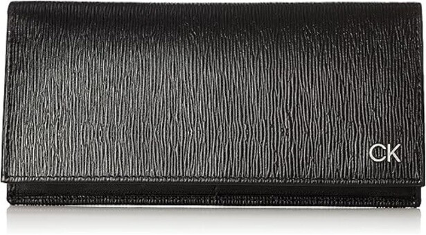 大人の装いに品格を添える【カルバンクライン】のメンズ財布がAmazonで販売中！
