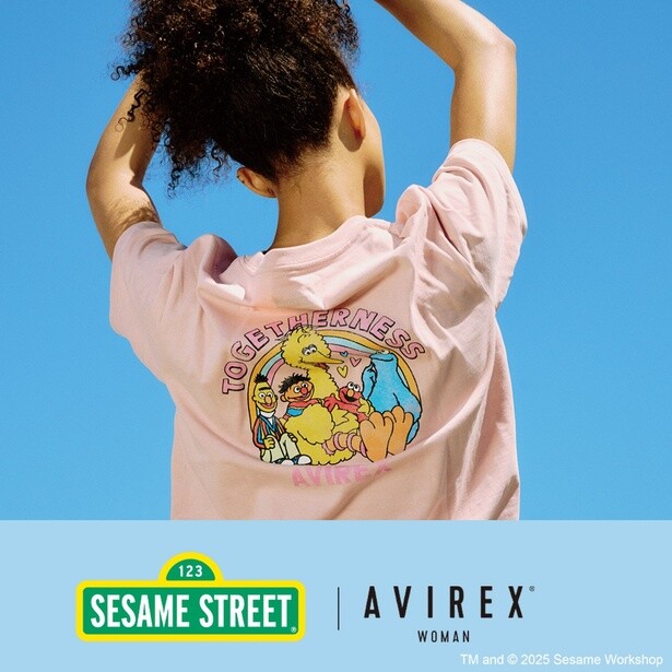 セサミストリートと「AVIREX」がコラボ！大人の女性のためのTシャツ、トート、小物が登場