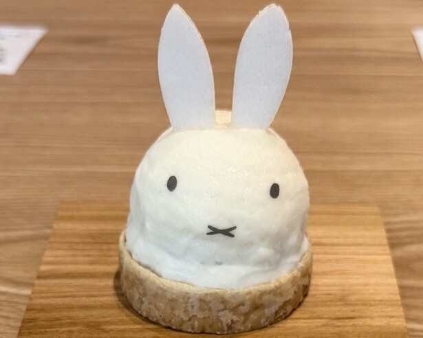 ミッフィーの顔がかわいい新メニューや本場オランダの名物も登場！代官山「miffy cafe tokyo」リニューアルメニューを推し活経済評論家・横川楓が実食