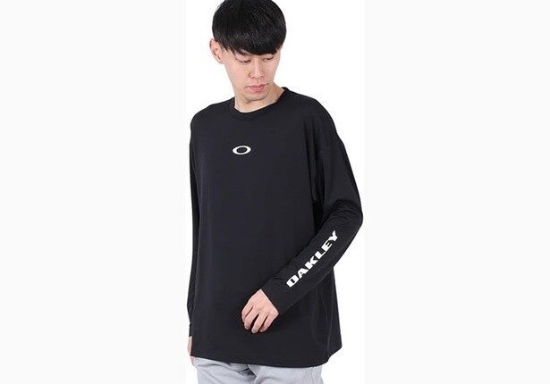 令和、この価格でこの高機能が3000円台で買える？【オークリー】ロングTシャツ「Amazonセール」で驚愕プライス