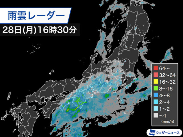 関東から四国に雨雲が広がる　帰宅時間帯も各地で傘が活躍