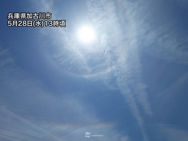 近畿など西日本でハロやアーク出現　明日の天気の崩れを示唆