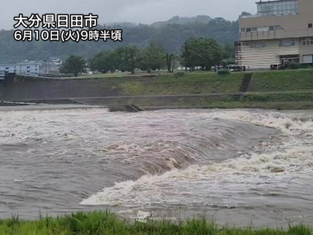 九州北部で激しい雨が続く 四国から関東も強まる雨に注意