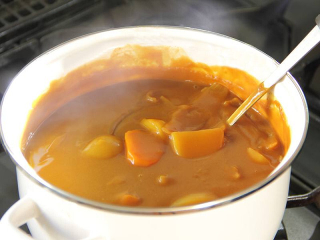 梅雨どきに気をつけたい食中毒の原因と対策
