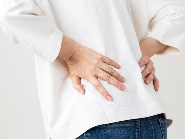 なぜ寒暖差で発症？ 「寒暖差ぎっくり腰」に注意