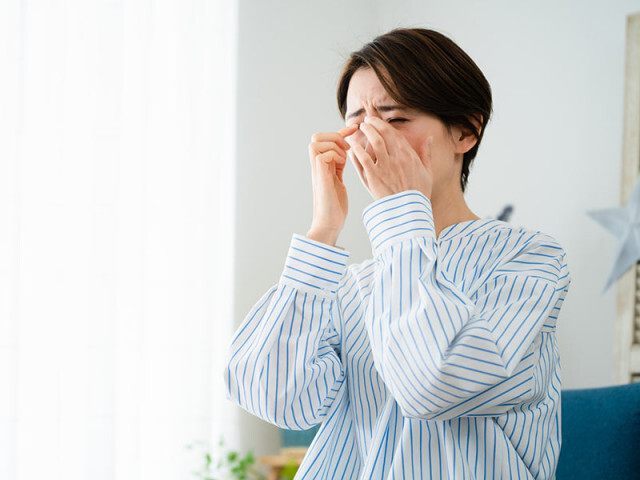 ネバネバ、サラサラの違いは？　この時期に気になる「目やに」対策