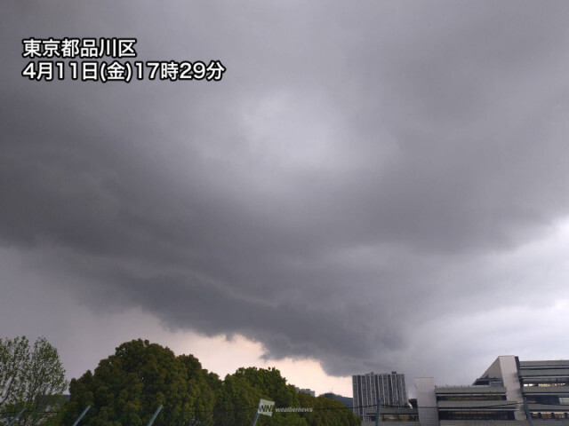 東京都内でも雷雲が発達　夜にかけて強雨や落雷、雹などに注意